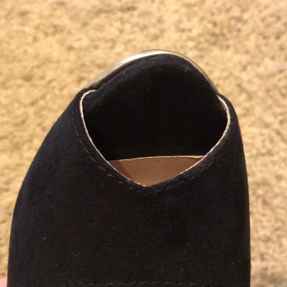 MOSSIMO Size 7.5 Black Sara Style Wedges with box - Picture 3 of 9